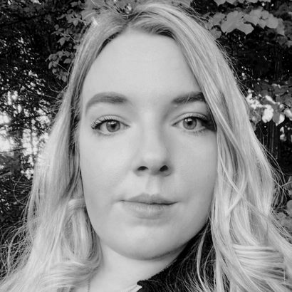 LEONIE JAKOBS